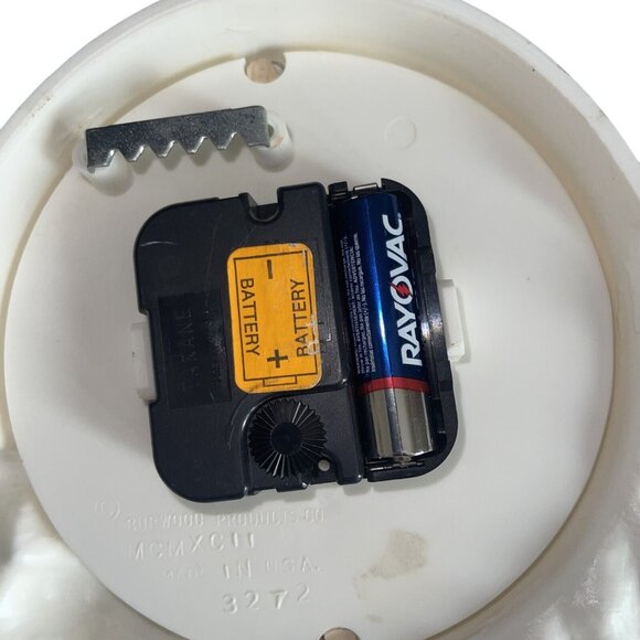 Vintage Homco Quartz Mantel Clock With Charming Victorian Garden Scene - Picture 14 of 16